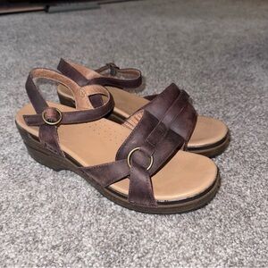 Dansko Melina Waxy Bark Open Toe Adjustable Strap Sandals Women’s Size 39 8.5